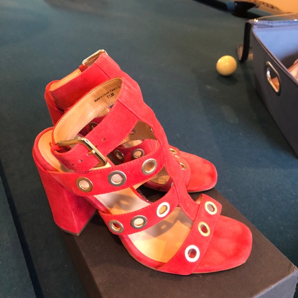 Shoes - Picture 11 of 16